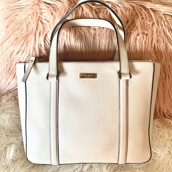 Kate Spade Ivory Handbag RARE! - Picture 2 of 4